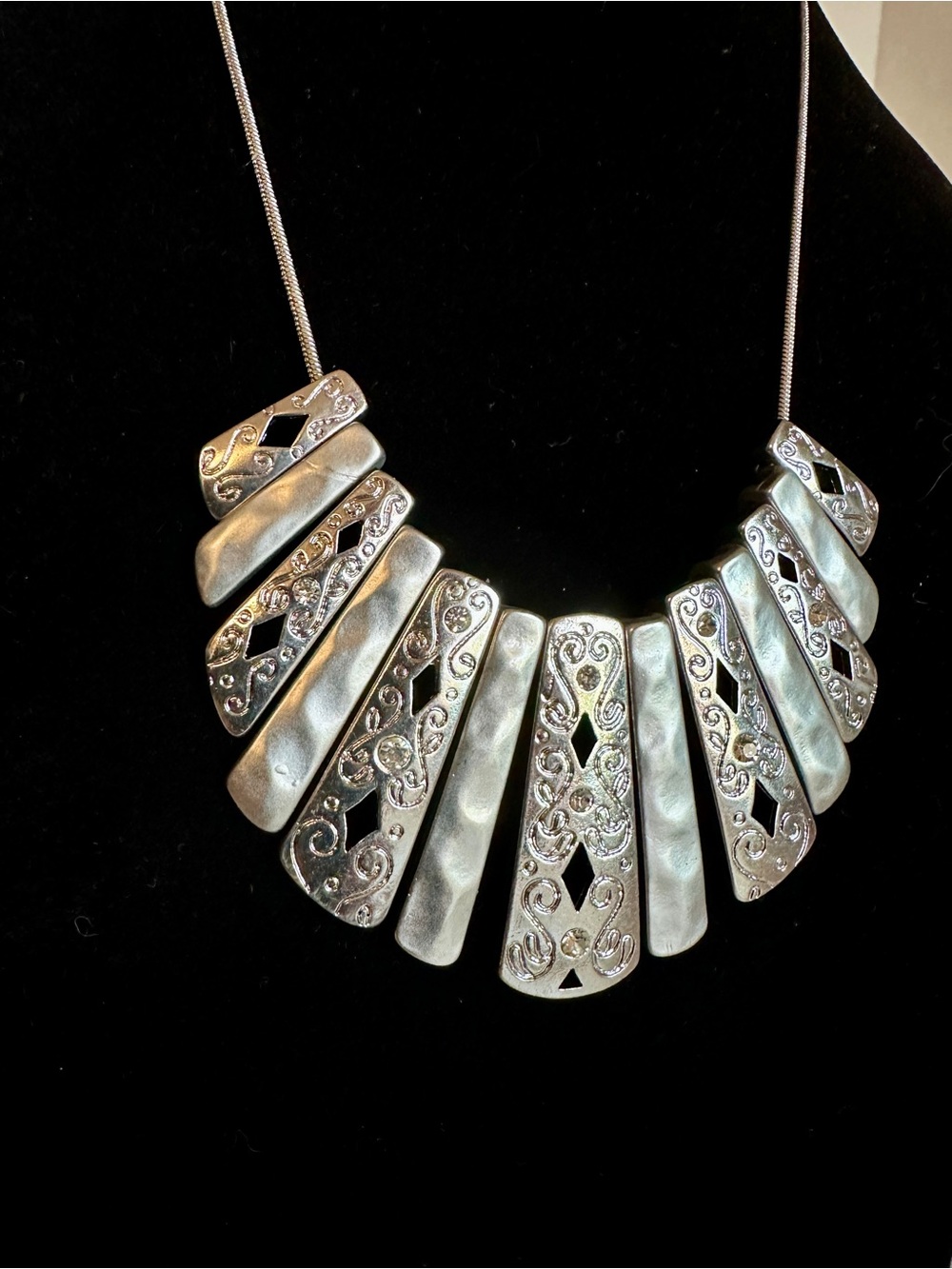 Silver Necklace - Elegant Intricate Statement, adjustable length